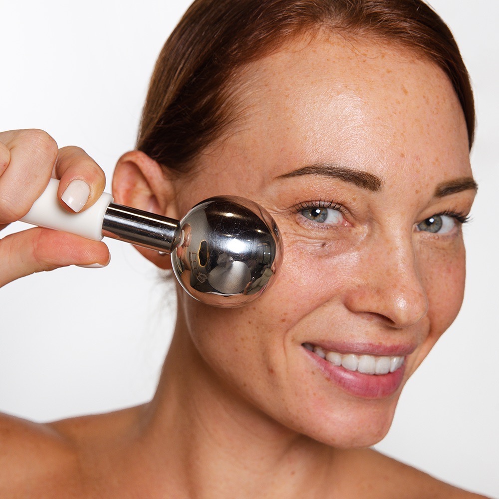 Акции апреля